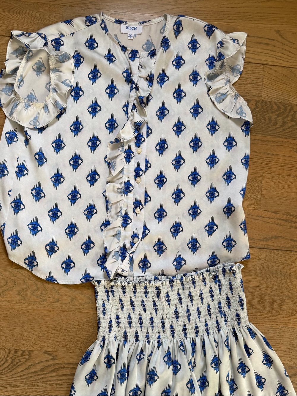 KOCH set with evil eye print